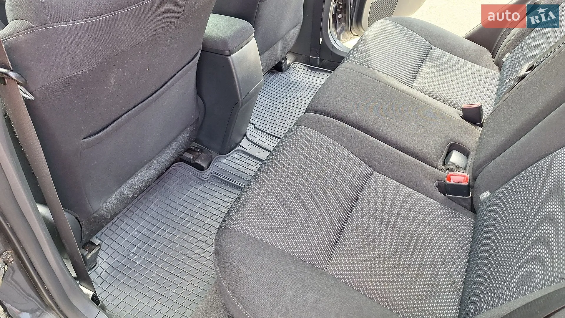 2011 Toyota Auris - мініатюра 28