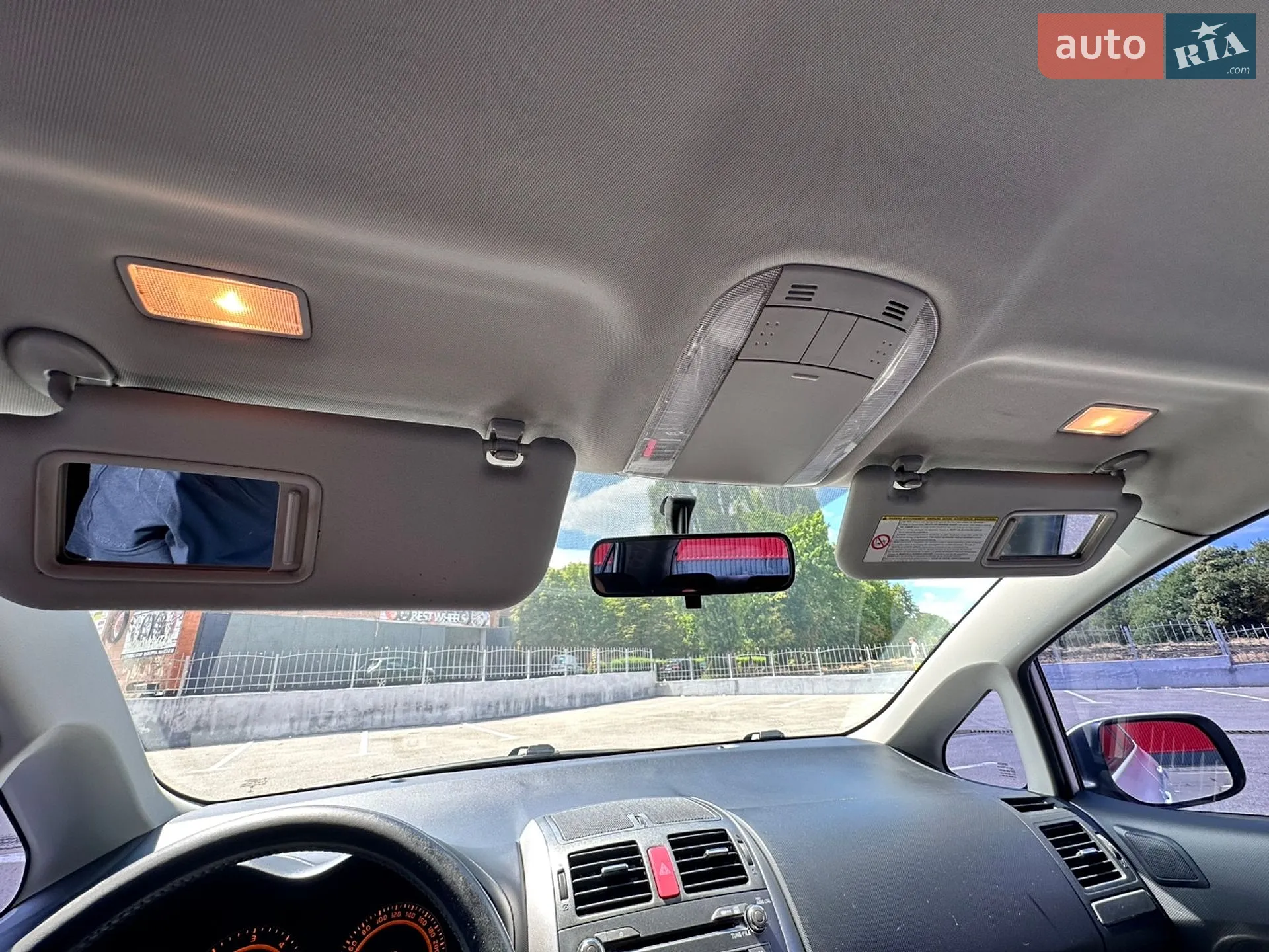 2010 Toyota Auris - мініатюра 8