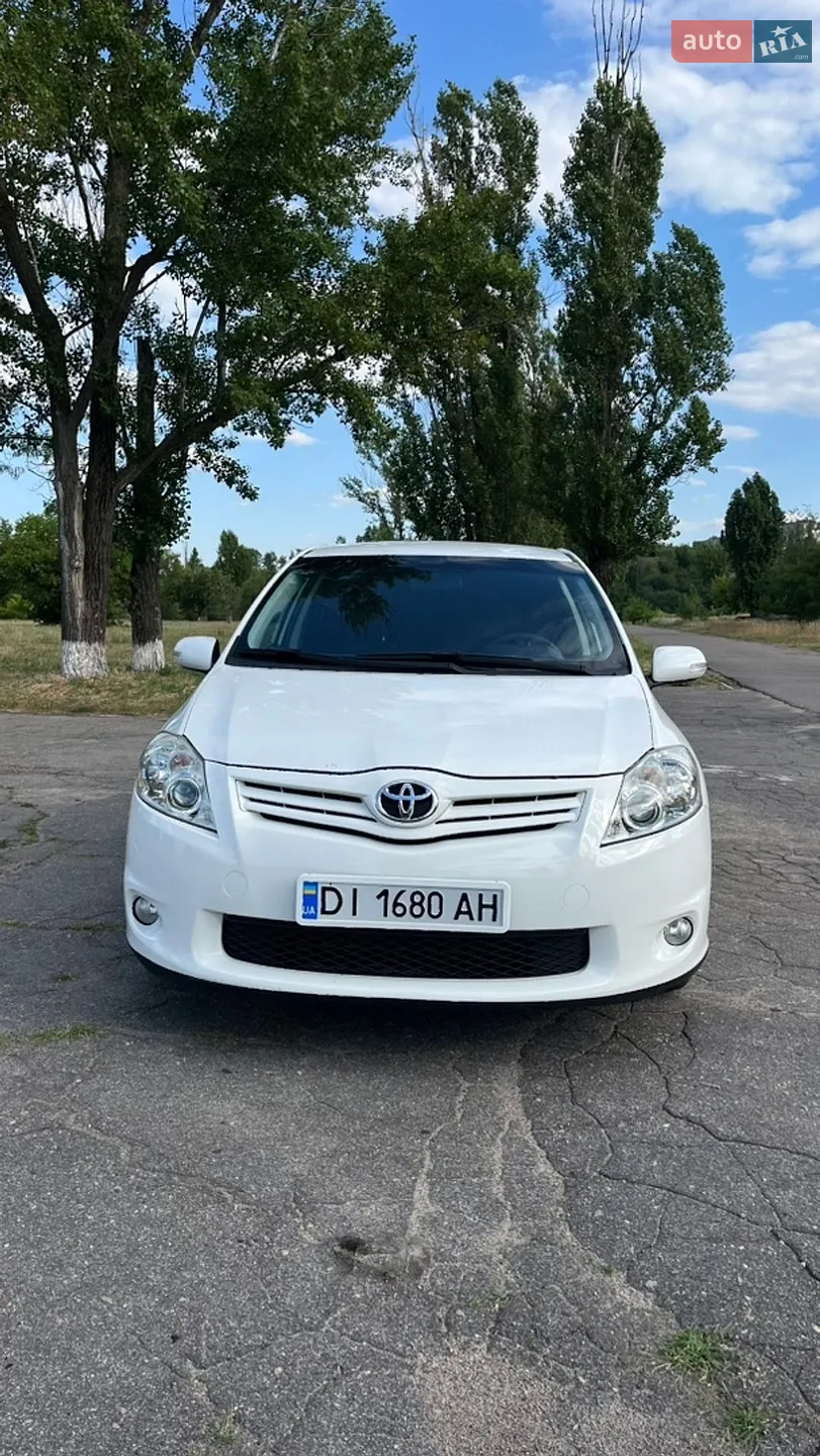 2010 Toyota Auris - мініатюра 3