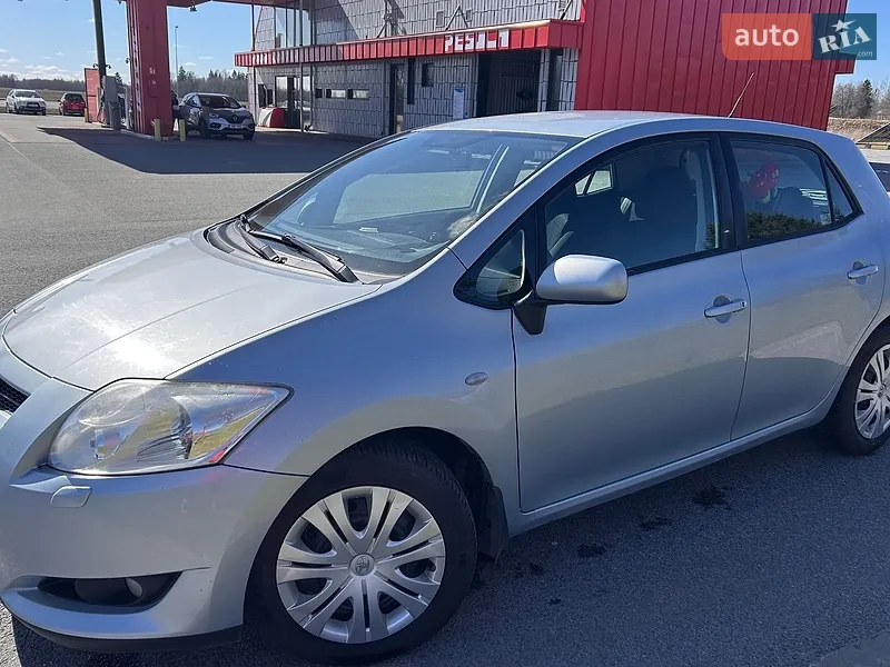 Toyota Auris