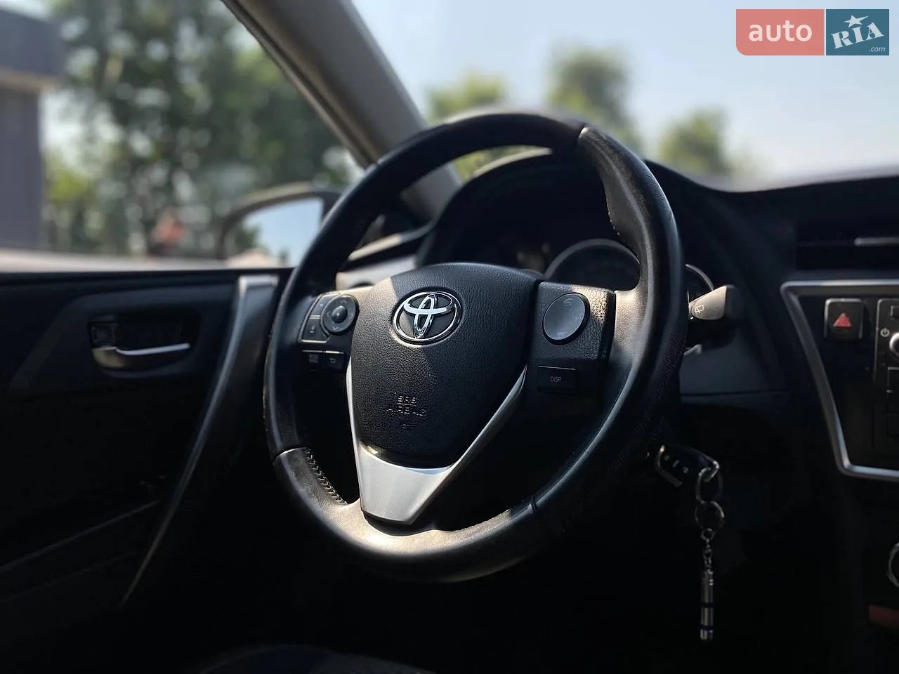 2013 Toyota Auris - мініатюра 38