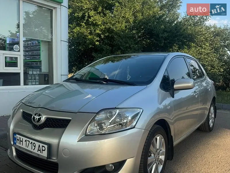 Toyota Auris