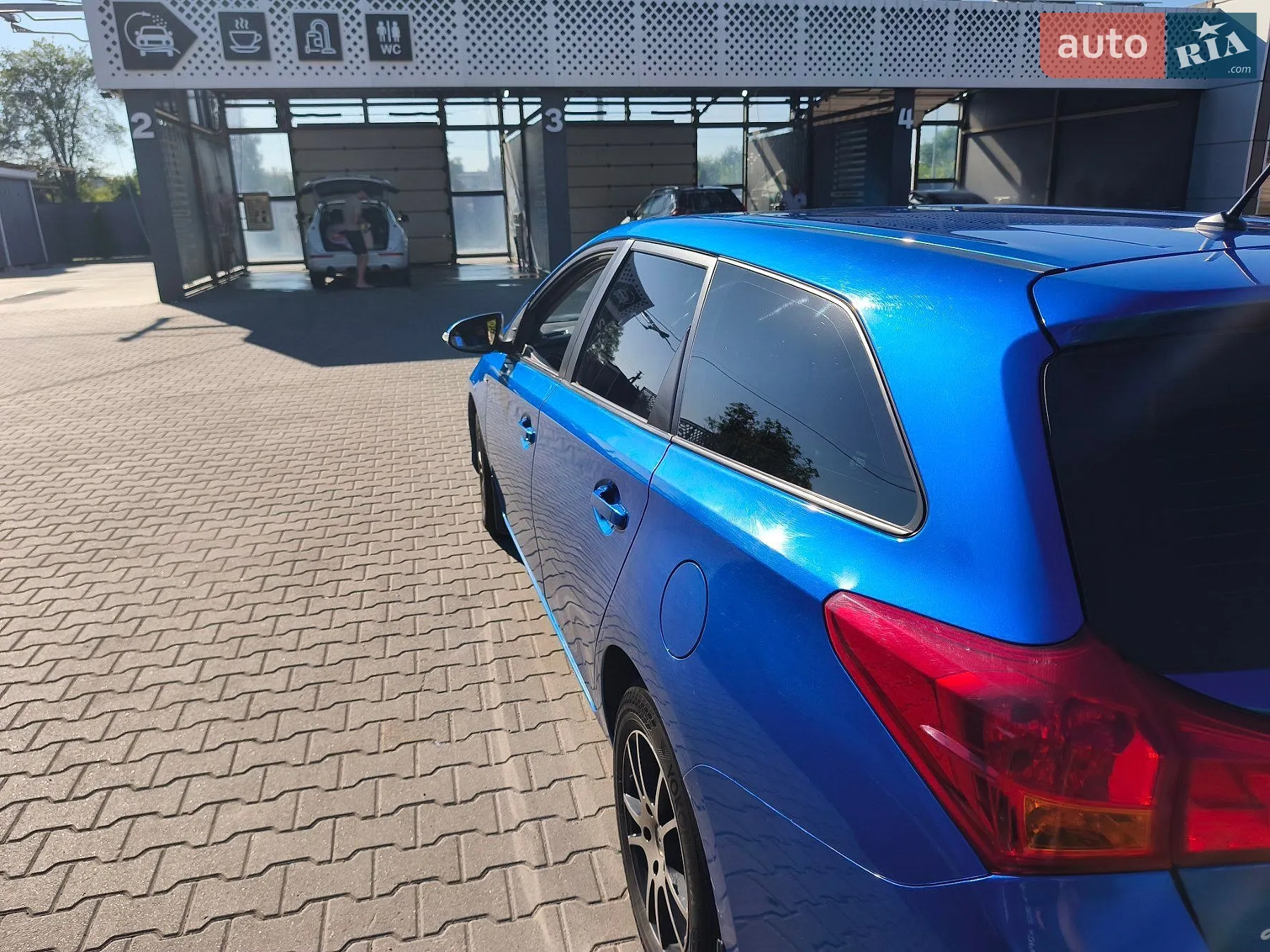 2015 Toyota Auris - мініатюра 4