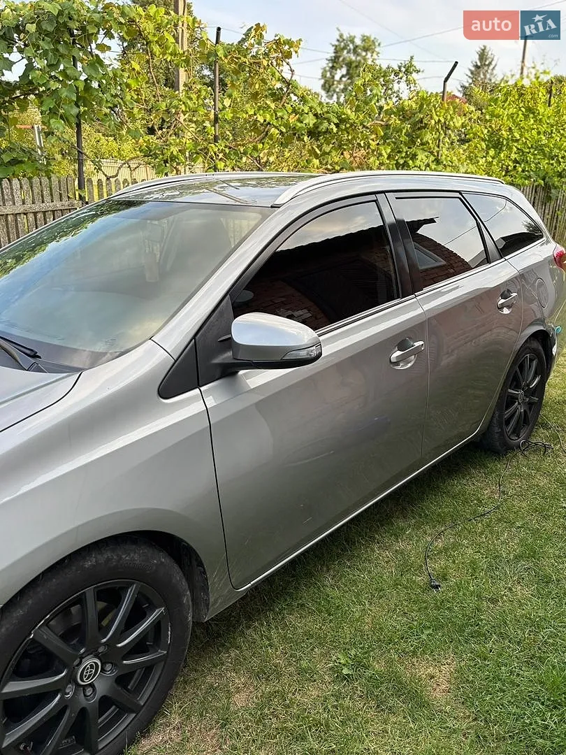 2014 Toyota Auris - мініатюра 5