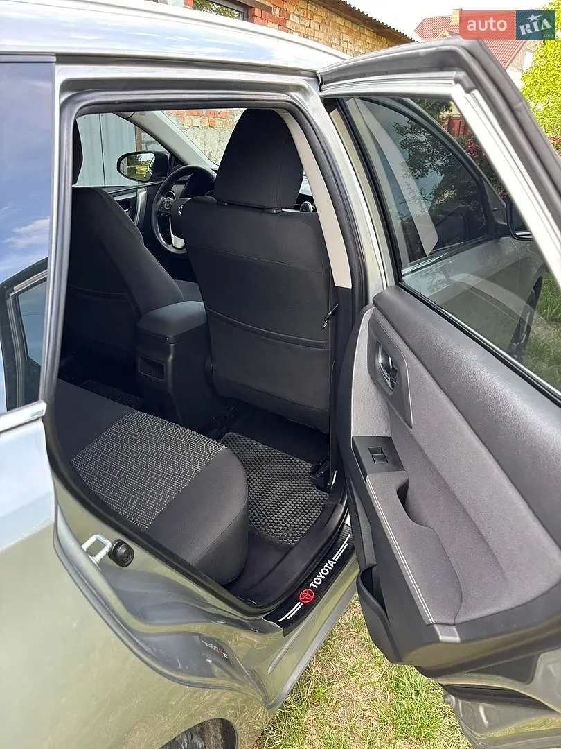 2014 Toyota Auris - мініатюра 10