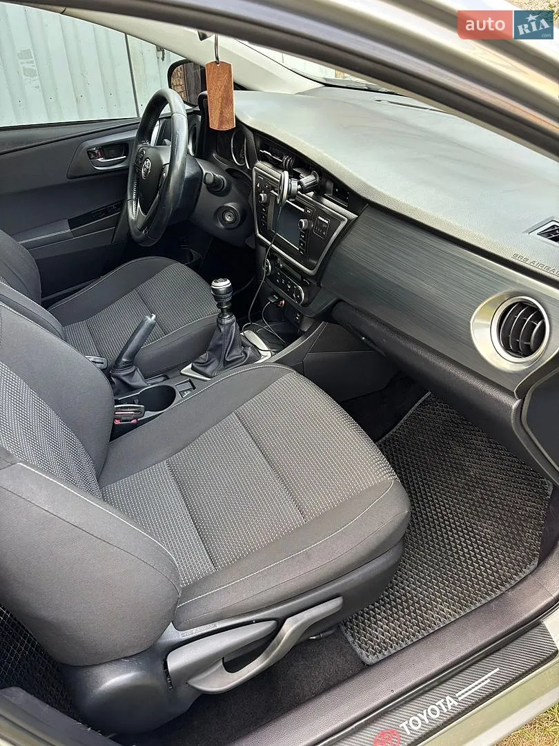 2014 Toyota Auris - мініатюра 11
