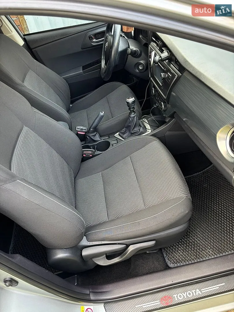 2014 Toyota Auris - мініатюра 14