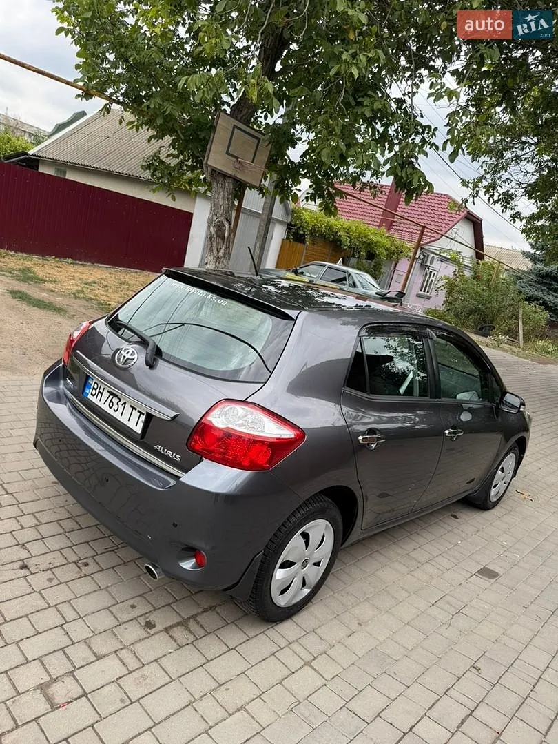 2011 Toyota Auris - мініатюра 4