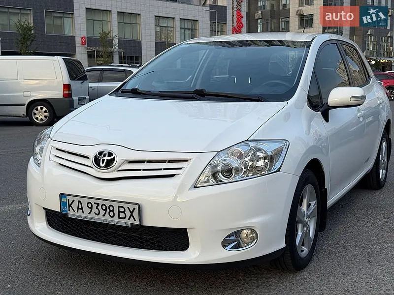 Toyota Auris