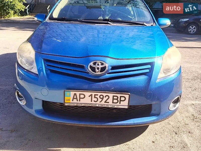 Toyota Auris 2012