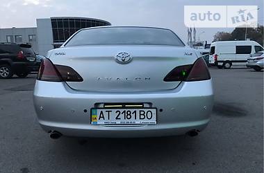 Седан Toyota Avalon 2006 в Львове