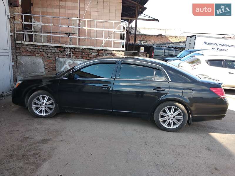 Седан Toyota Avalon 2007 в Черкассах