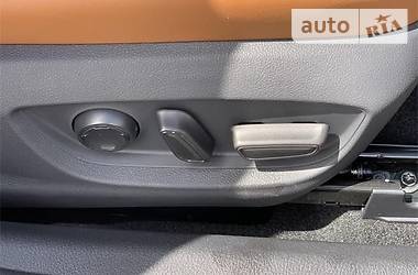 Седан Toyota Avalon 2019 в 