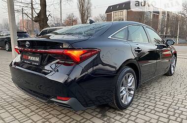 Седан Toyota Avalon 2019 в Одесі