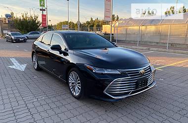 Седан Toyota Avalon 2018 в Благовещенском