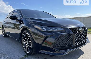 Седан Toyota Avalon 2018 в Одессе