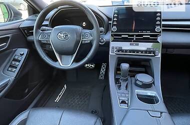 Седан Toyota Avalon 2018 в Одессе