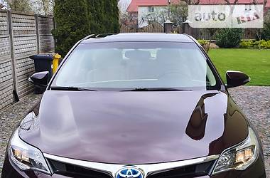 Седан Toyota Avalon 2015 в Береговому