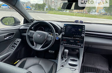 Седан Toyota Avalon 2019 в Сумах