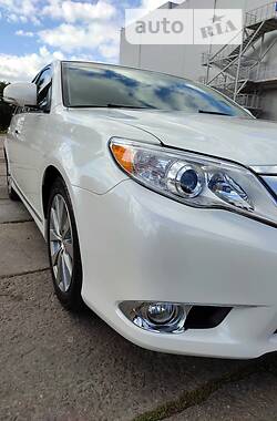 Седан Toyota Avalon 2012 в Одессе