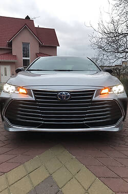 Седан Toyota Avalon 2020 в Виннице