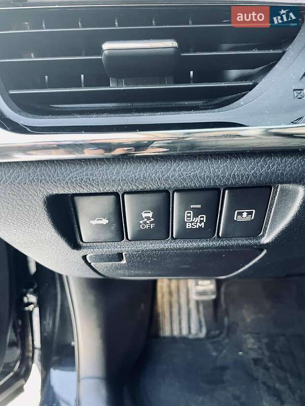 Седан Toyota Avalon 2014 в Киеве