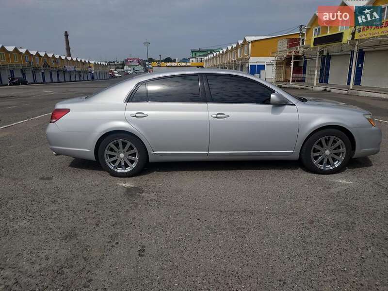 Седан Toyota Avalon 2006 в Одессе