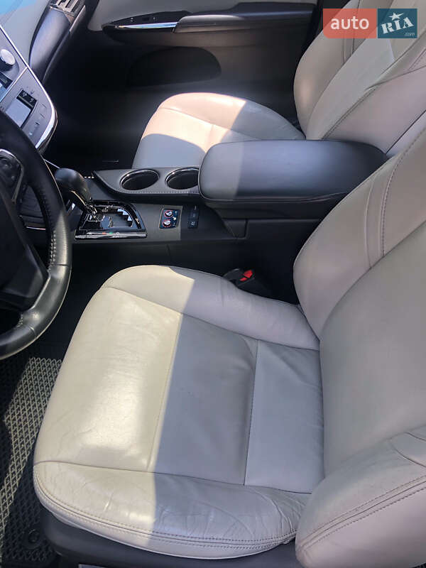 Седан Toyota Avalon 2017 в Києві фото 9 Седан Toyota Avalon 2017 в Києві