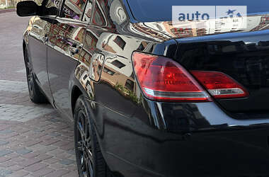 Седан Toyota Avalon 2006 в 