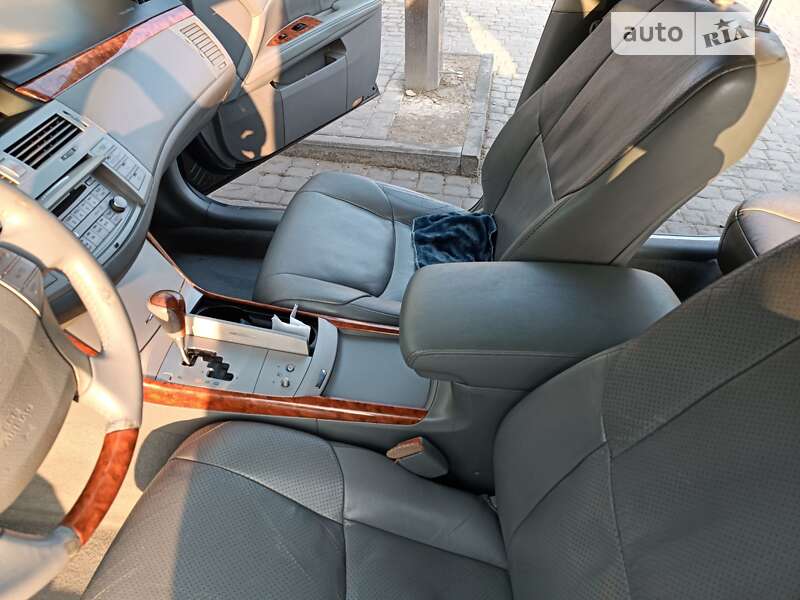 Седан Toyota Avalon 2007 в Львове