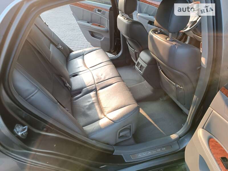 Седан Toyota Avalon 2007 в Львове