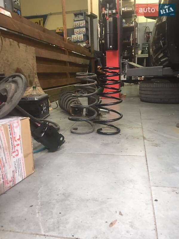 Седан Toyota Avalon 2006 в Одесі