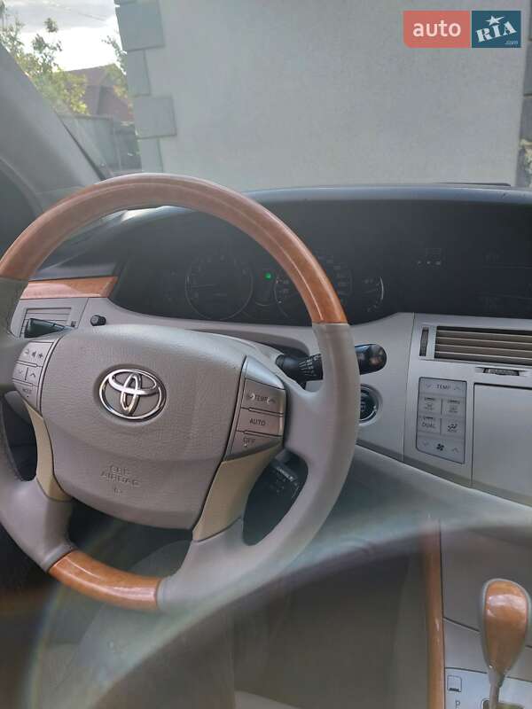 Седан Toyota Avalon 2006 в Одессе