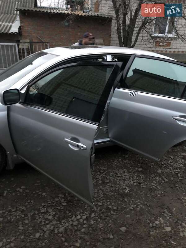 Седан Toyota Avalon 2006 в Теплике