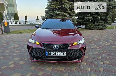 Седан Toyota Avalon 2019 в Одесі