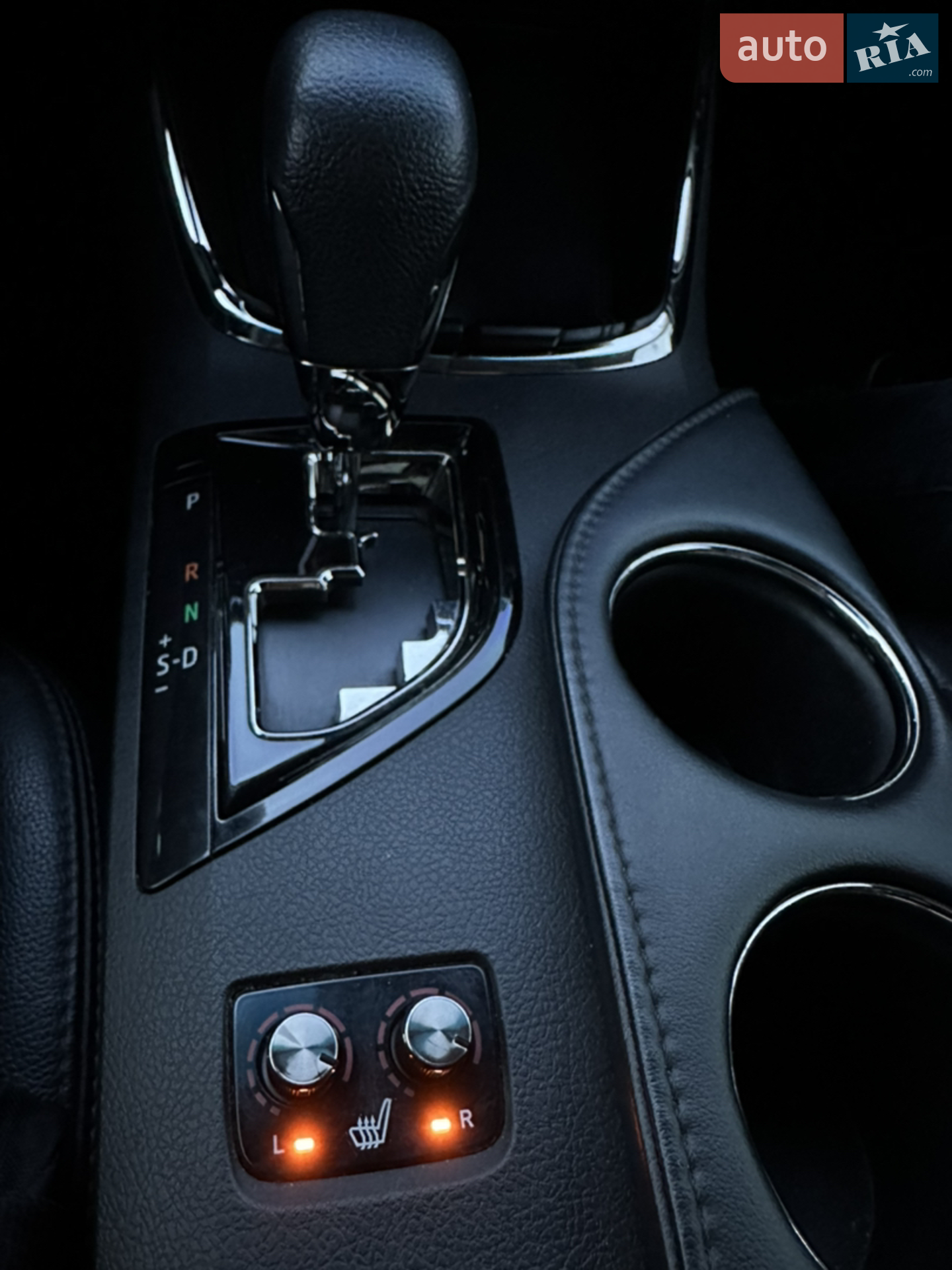 2016 Toyota Avalon - мініатюра 19