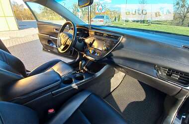 Седан Toyota Avalon 2015 в 
