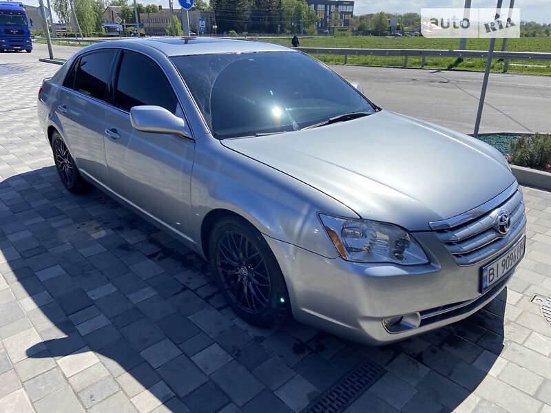 Седан Toyota Avalon 2007 в Полтаве