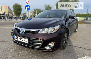 Седан Toyota Avalon 2013 в Киеве