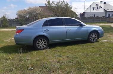 Седан Toyota Avalon 2005 в Ровно