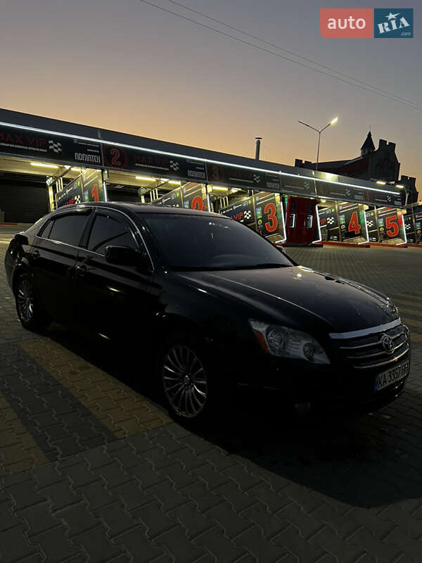 Седан Toyota Avalon 2006 в Белой Церкви