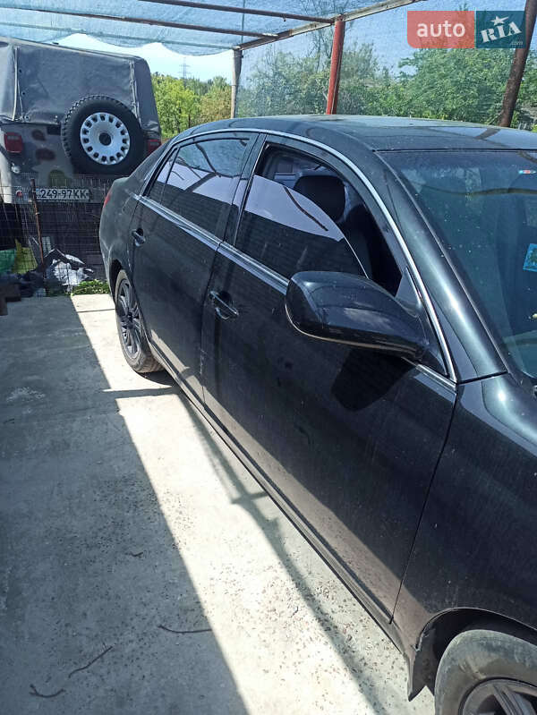 Седан Toyota Avalon 2005 в Києві