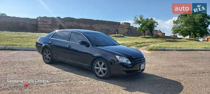 Седан Toyota Avalon 2006 в Белгороде-Днестровском