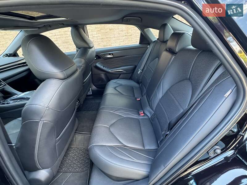 Седан Toyota Avalon 2020 в Одесі