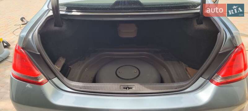 Седан Toyota Avalon 2005 в Полтаві