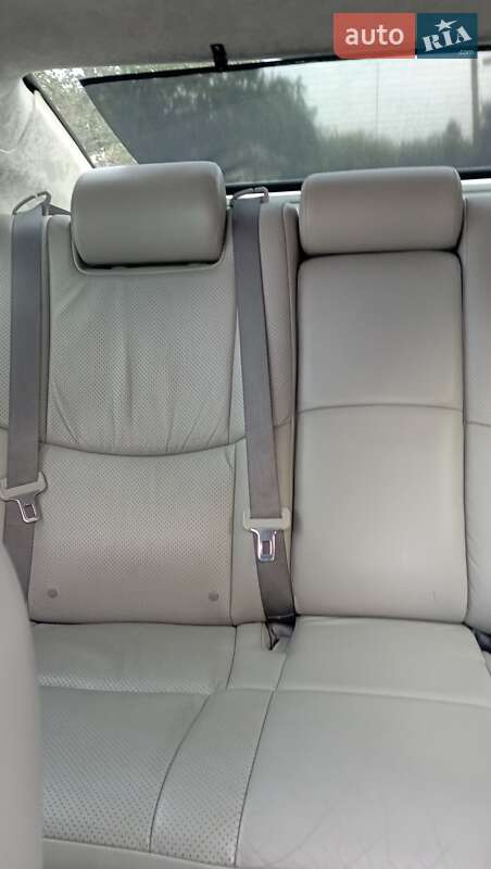 Седан Toyota Avalon 2007 в Куликівці