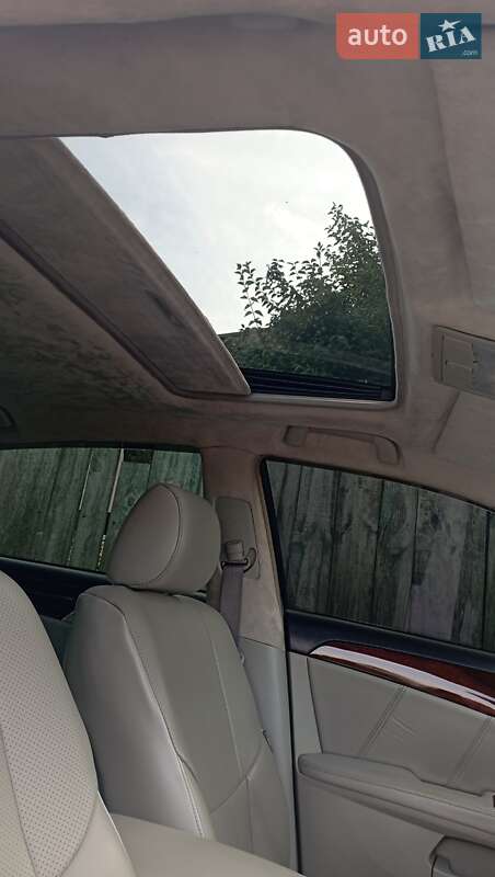 Седан Toyota Avalon 2007 в Куликівці