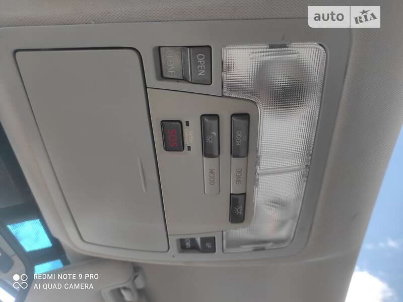 Седан Toyota Avalon 2016 в Києві фото 15 Седан Toyota Avalon 2016 в Києві