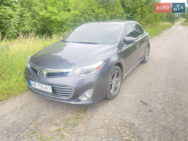 Седан Toyota Avalon 2014 в Виннице