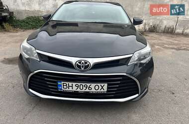 Седан Toyota Avalon 2015 в Житомирі